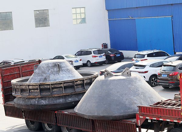 大型鑄造加工廠家講解鑄件的金屬凝固過程中存在哪些問題？