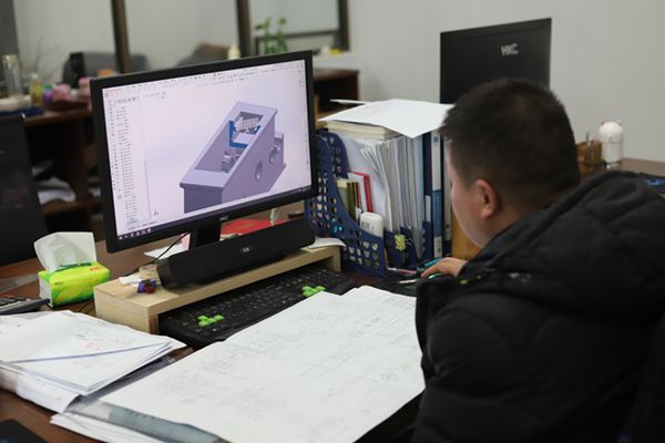 對不同材質(zhì)的鑄鋼件，鑄鋼件加工廠家如何設(shè)計工藝筋？