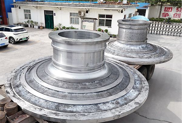 鑄鋼件加工廠家如何應(yīng)對大型鑄鋼件加工過程中出現(xiàn)的熱應(yīng)力問題？