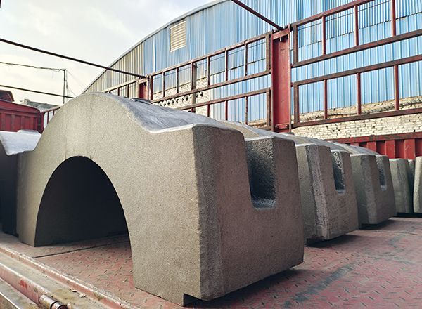 在對大型鑄鋼件造型中，直澆道、橫澆道、內(nèi)澆道起到什么作用？