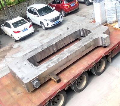 如何判斷軋機(jī)牌坊是否需要更換？關(guān)鍵檢測(cè)指標(biāo)——騰飛鑄鋼告訴你！