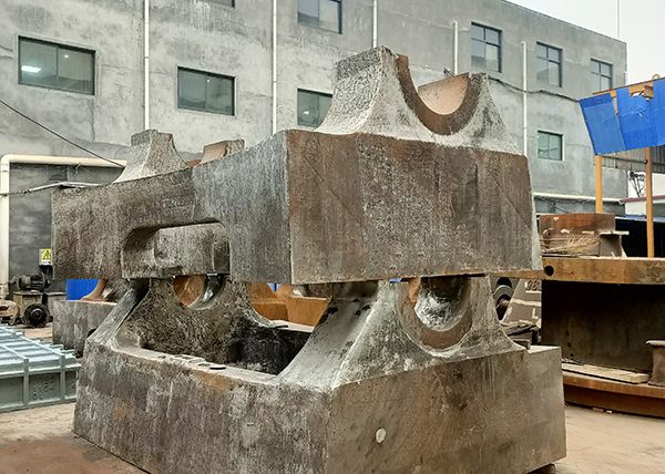 知識篇：大型鑄鋼件廠家對大型鑄鋼件的鑄造廢砂處理辦法是？